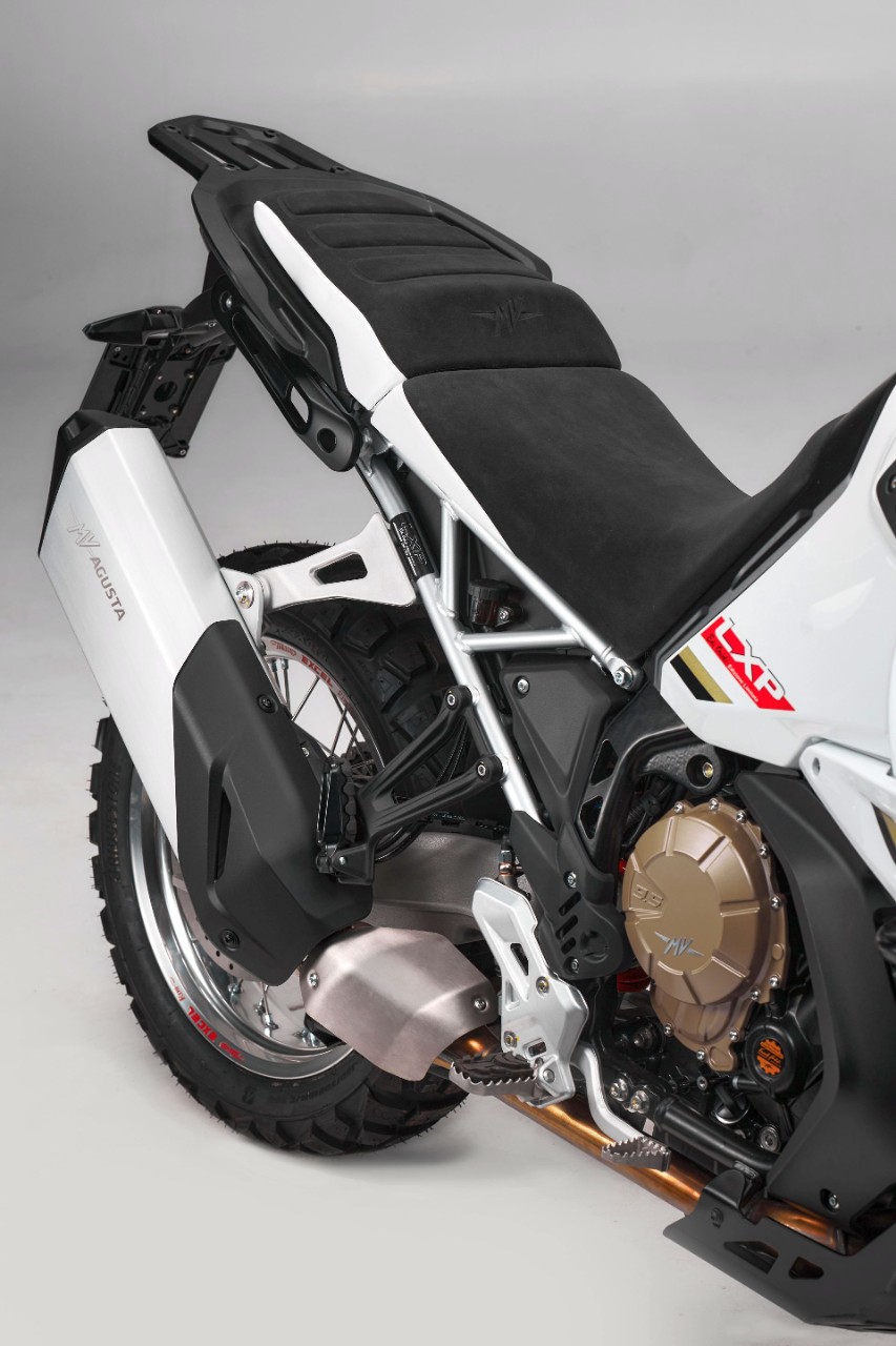 Test ANTEPRIMA - MV Agusta LXP Orioli: lucida follia +VIDEO+